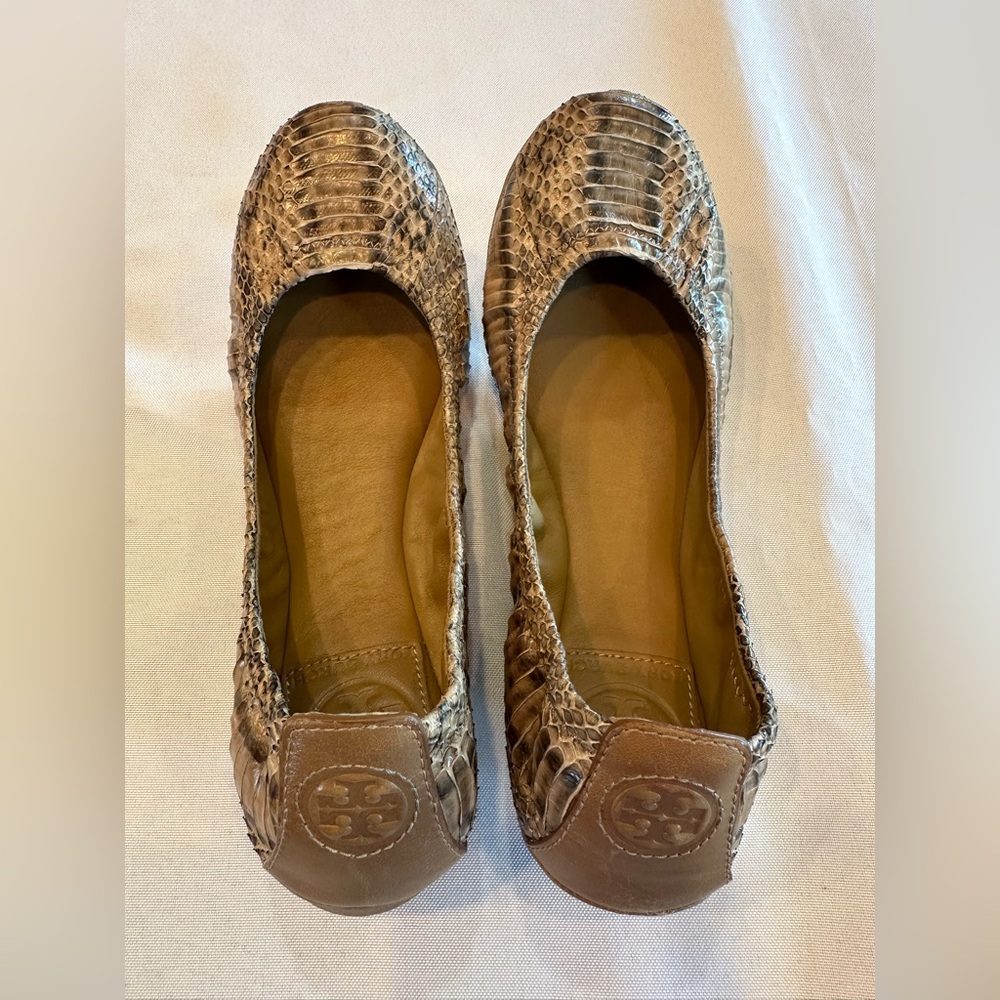 Tory Burch Kids Tan Snake Print Ballet Flats Size 5M K11